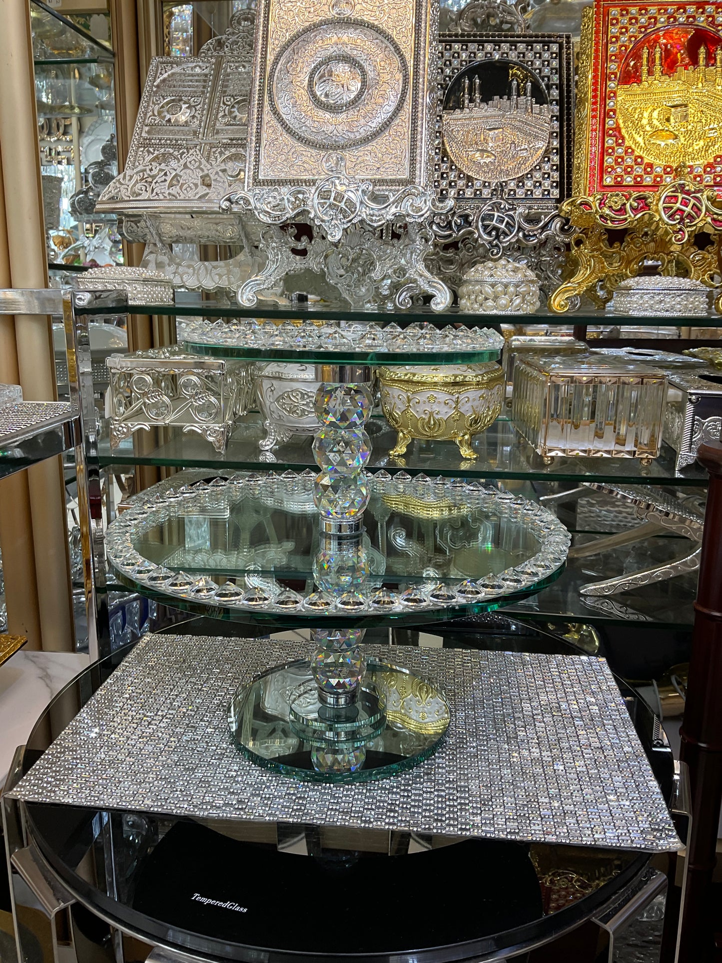 Round Cake stand/ cup cake holder