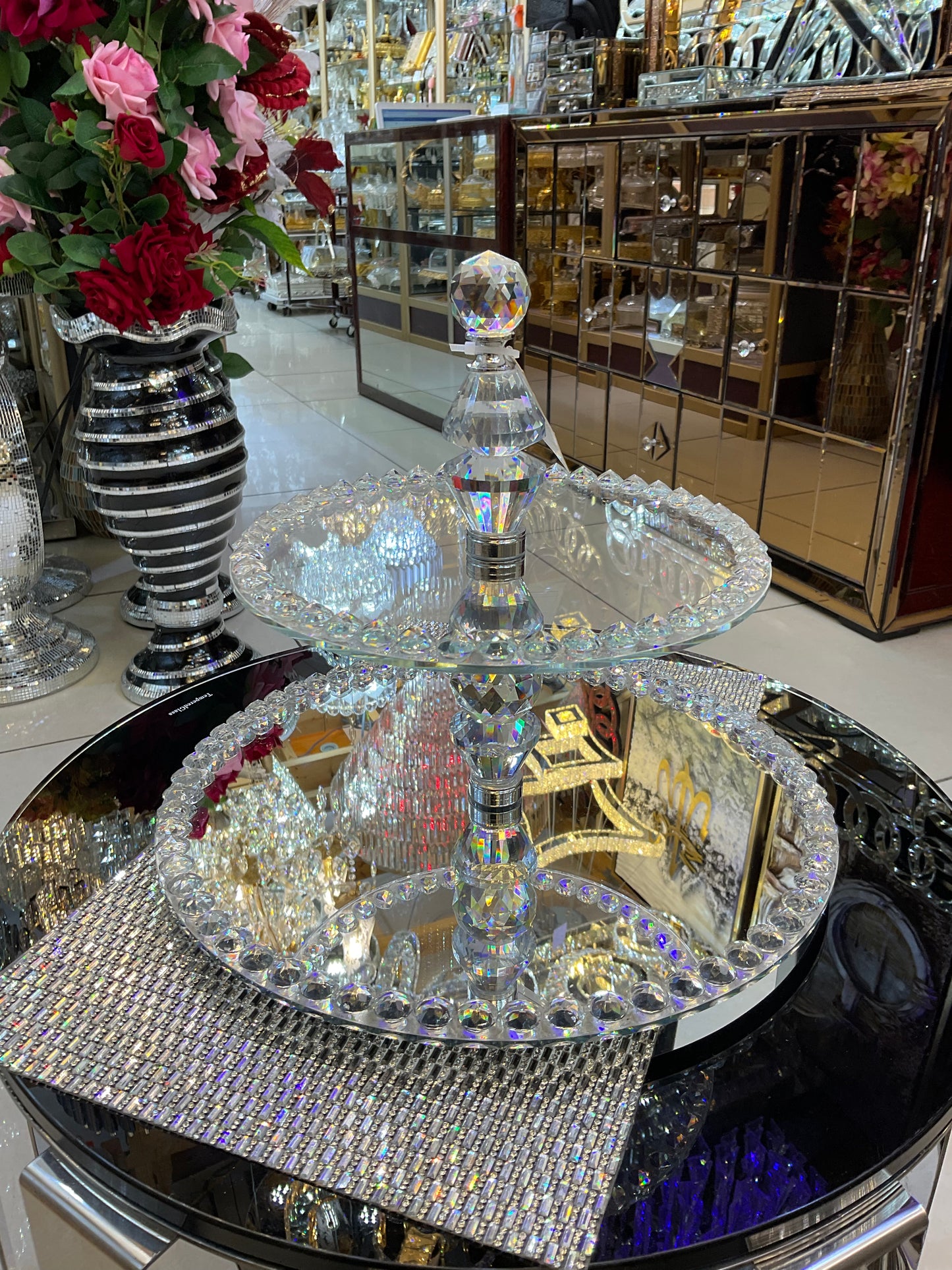 Round Cake stand/ cup cake holder