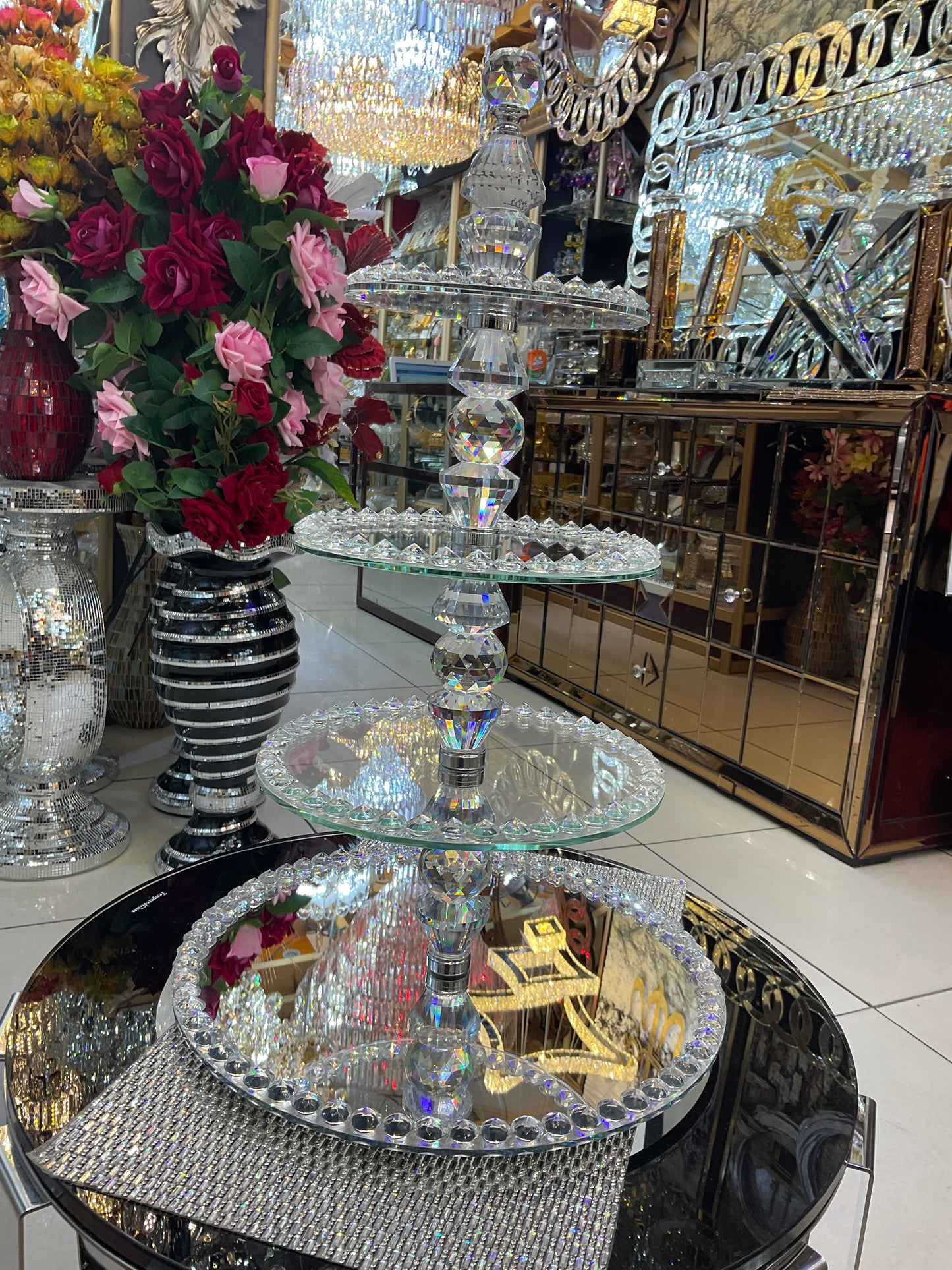 Round Cake stand/ cup cake holder