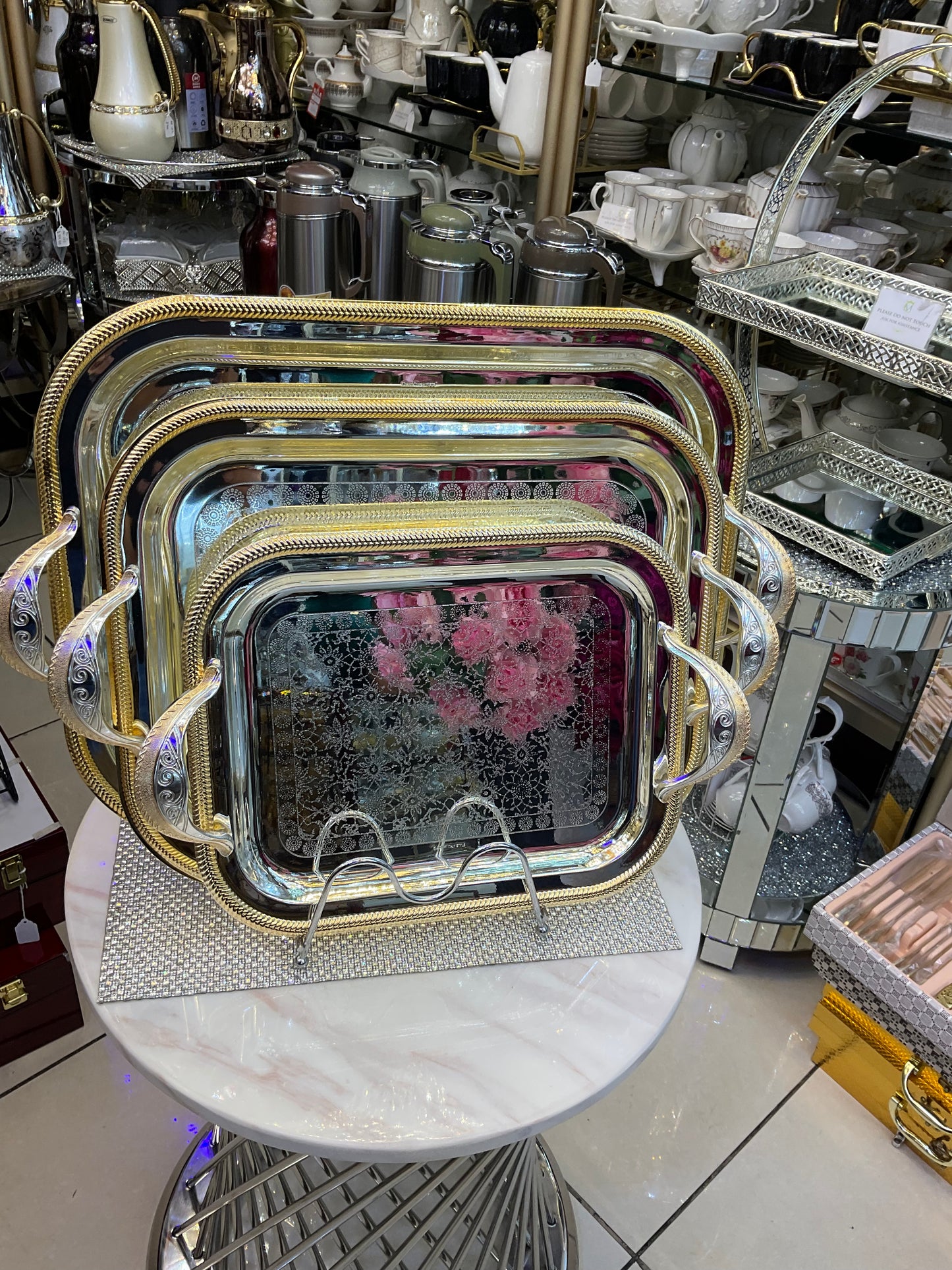 Rectangular tray, set of 3