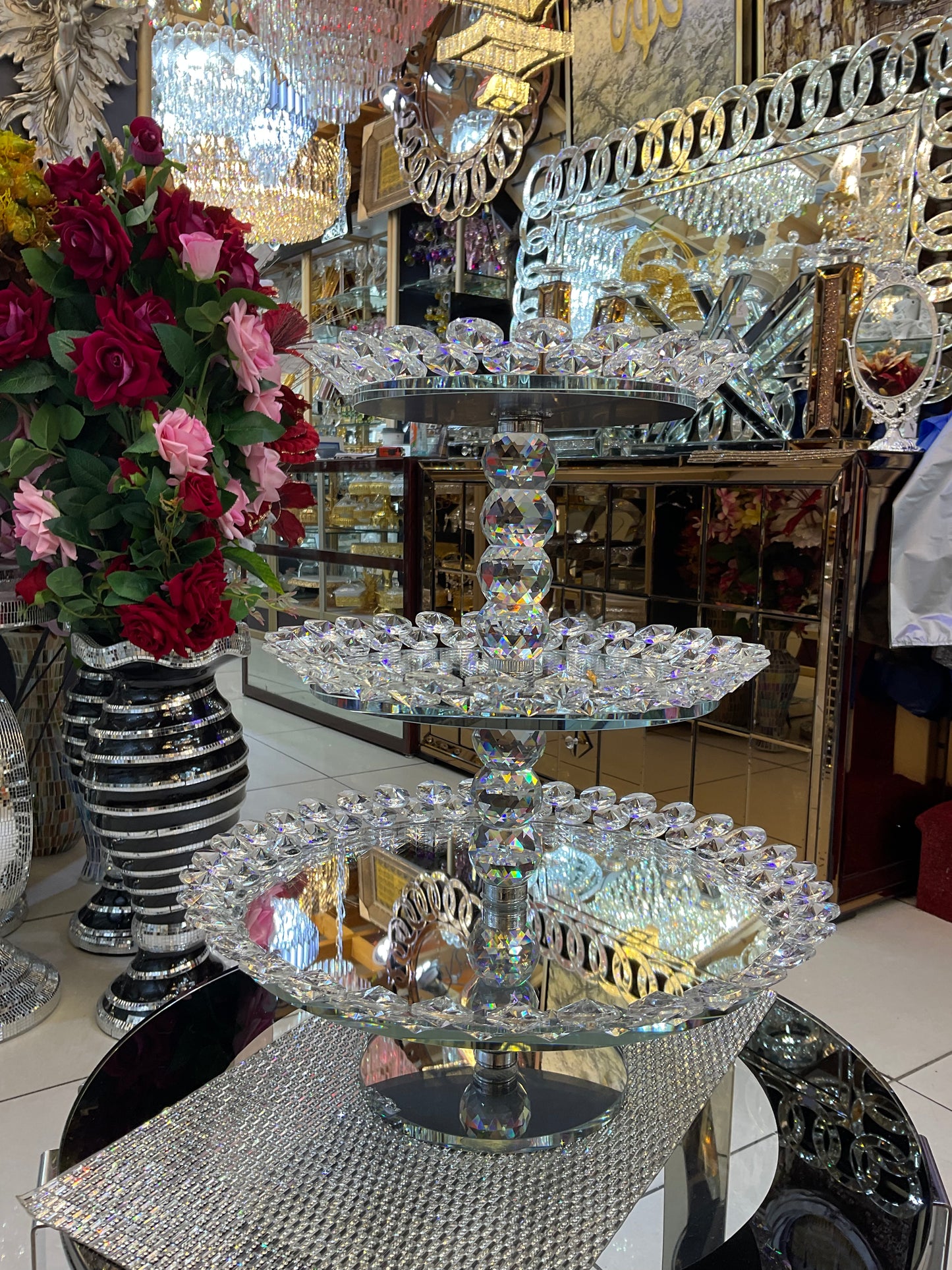 Round Cake stand/ cup cake holder