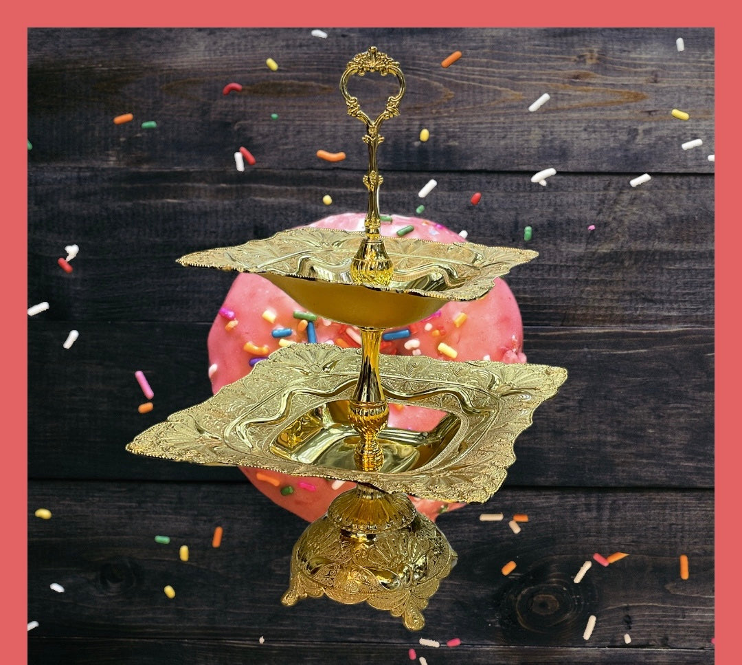 Two tier cup cake holder