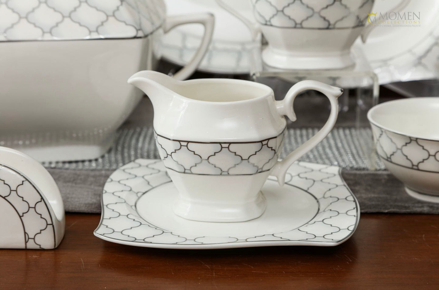 DINNER SET (square plates)