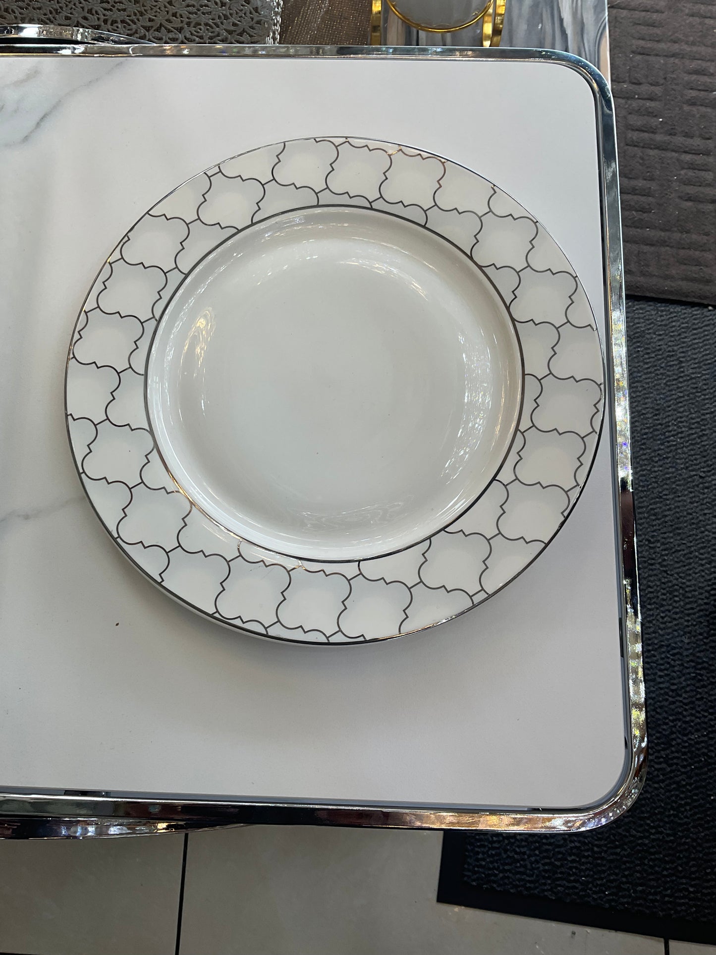DINNER SET (square plates)