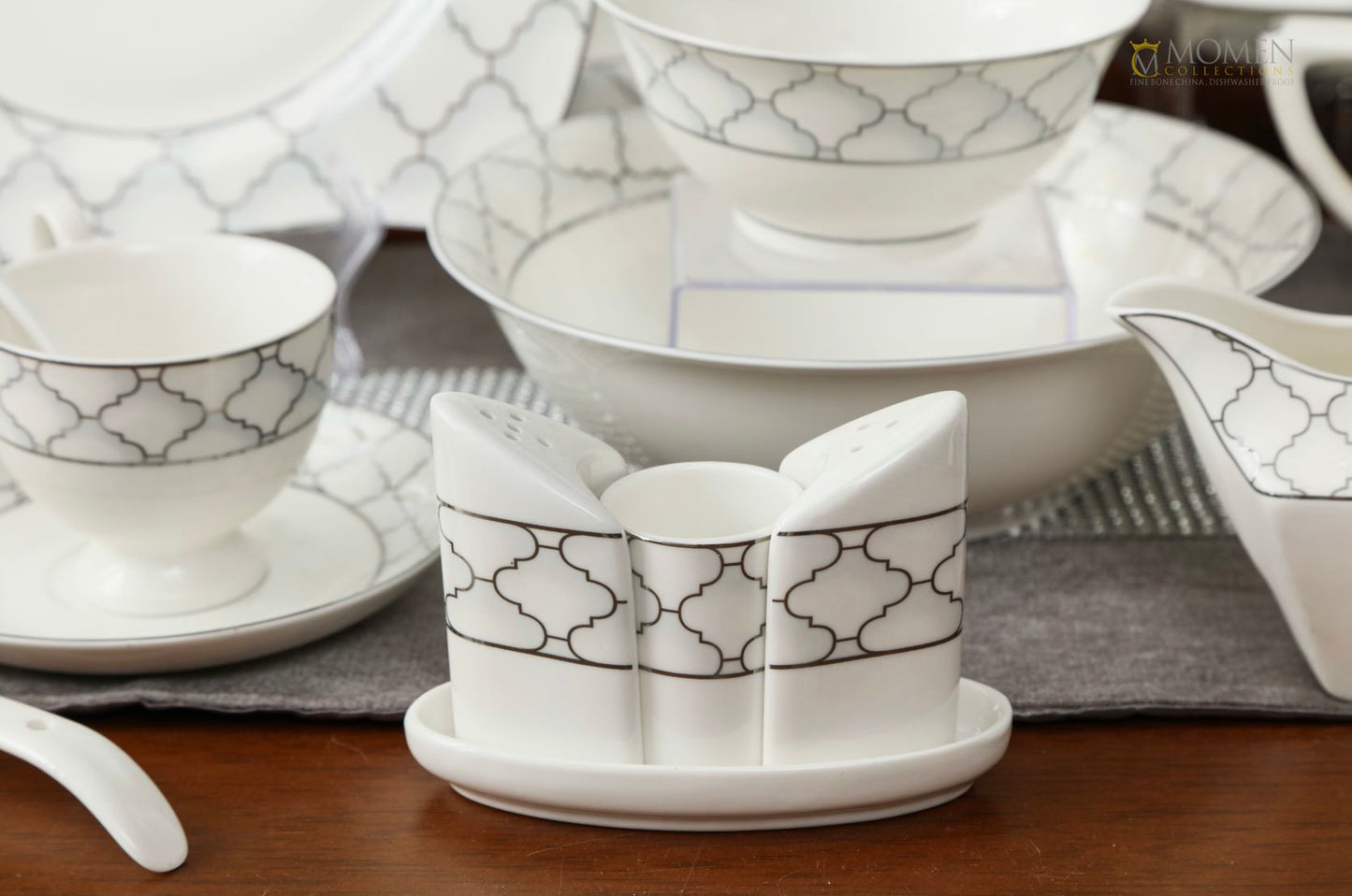 DINNER SET (square plates)