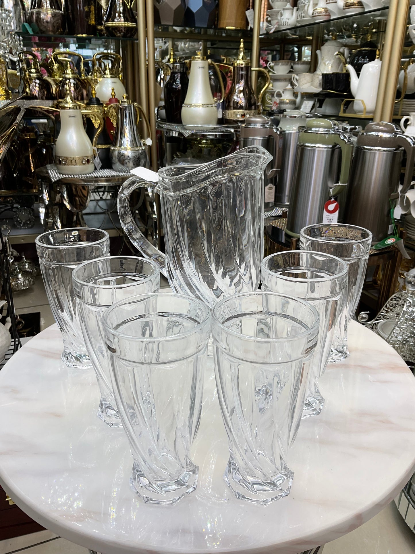 Water set, a jug and 6 glasses