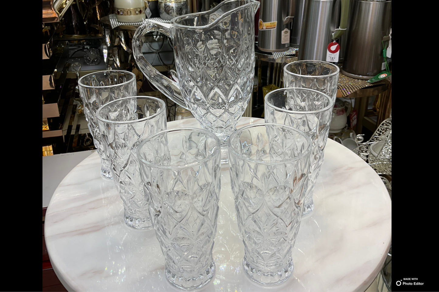 Water set, a jug and 6 glasses