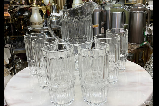 Water set, a jug and 6 glasses