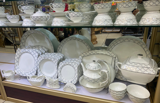 DINNER SET (square plates)